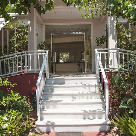 Apartments Hotel Alexandros Arkoudi Exterior foto